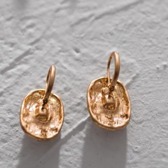 Hinge Clip Dangles w Hematite Crosses - Picture 6 of 7